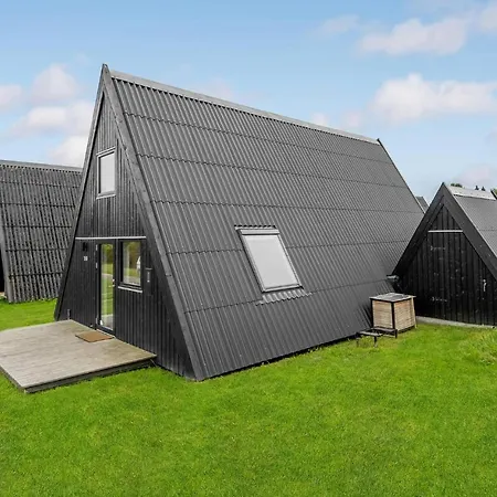 2 Bedroom Cozy In Feriehus Farsø