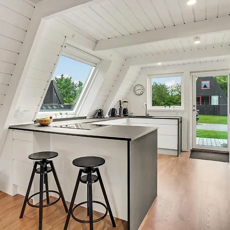 펜션 2 Bedroom Cozy In Farsø